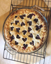 Load image into Gallery viewer, Frozen Huckleberry berries 2lbs pouch.
