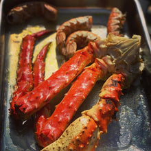 Load image into Gallery viewer, fresh King Crab