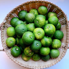 Load image into Gallery viewer, Buy fresh green Yuzu USA