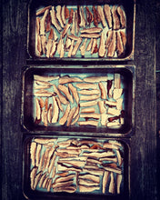 Load image into Gallery viewer, Whole Canadian Reishi mushroom "Lingzhi"