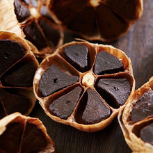 Load image into Gallery viewer, BLACK GARLIC WHOLE BULB FRESH - Pacific Wild Pick