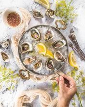 Load image into Gallery viewer, Live Malpeque Oysters in Shell - Pacific Wild Pick
