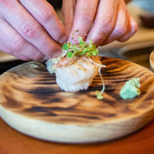 Load image into Gallery viewer, Sashimi grade scallops
