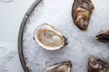 Load image into Gallery viewer, Pink Moon Oysters - LIVE - Pacific Wild Pick
