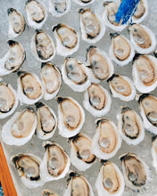 Load image into Gallery viewer, Totten Inlet Virginica Oyster - Live - Pacific Wild Pick
