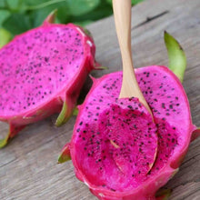 Load image into Gallery viewer, Tasty dragon fruit juice to start the morning
